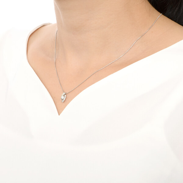 プラチナネックレス