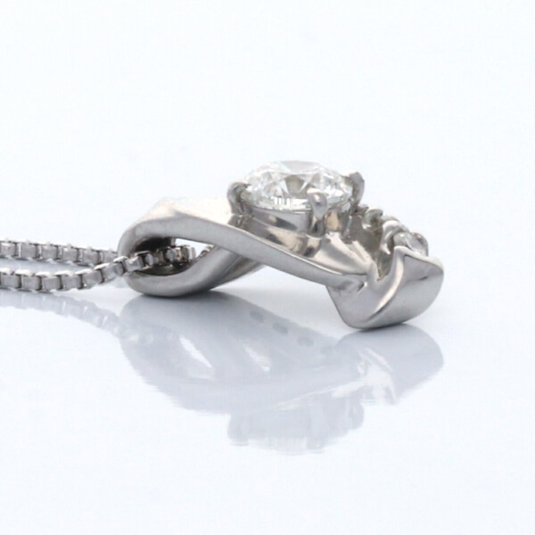 プラチナネックレス