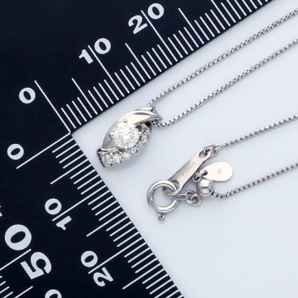 プラチナネックレス