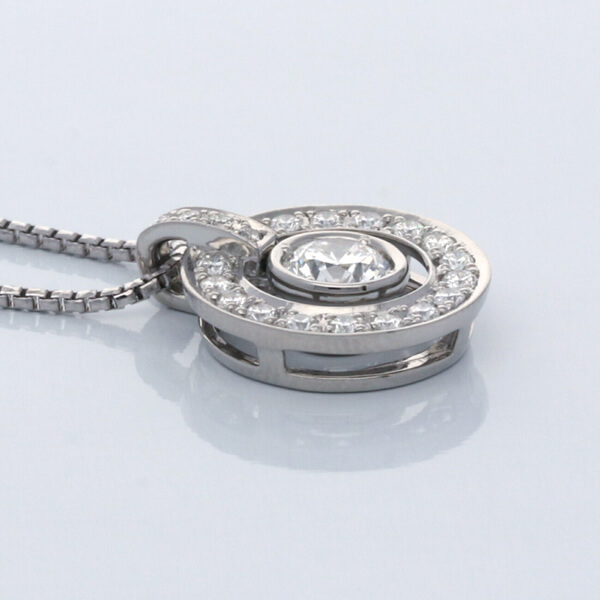 プラチナネックレス