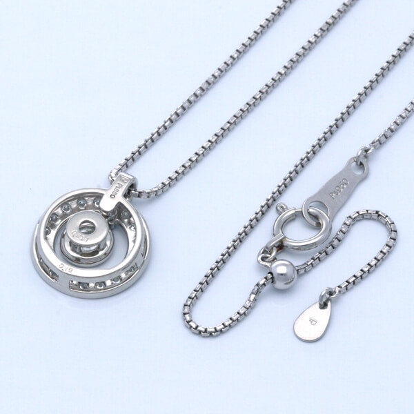 プラチナネックレス