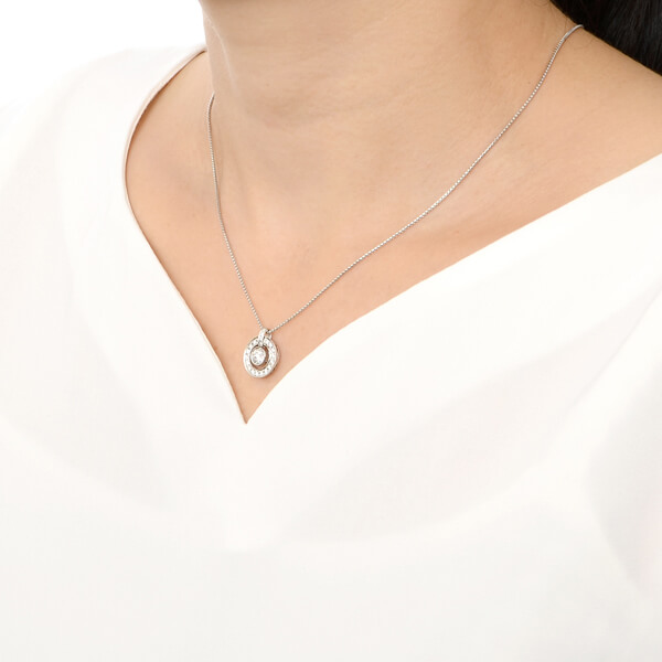 プラチナネックレス