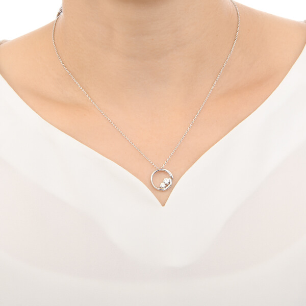 プラチナネックレス