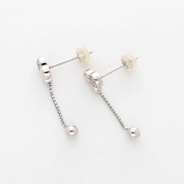 プラチナピアス