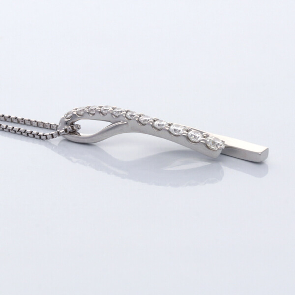 プラチナネックレス