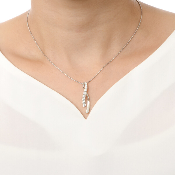 プラチナネックレス