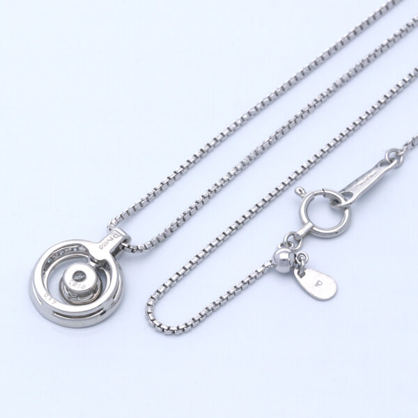 プラチナネックレス