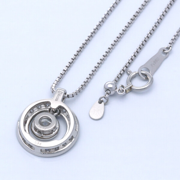 プラチナネックレス