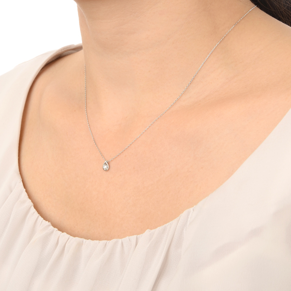 プラチナネックレス