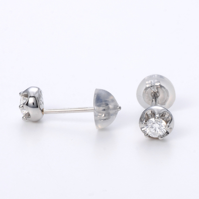 プラチナピアス