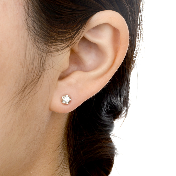 プラチナピアス