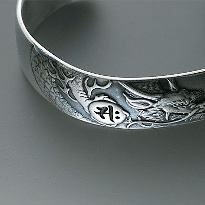 シルバーバングル