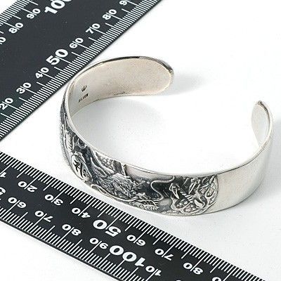 シルバーバングル