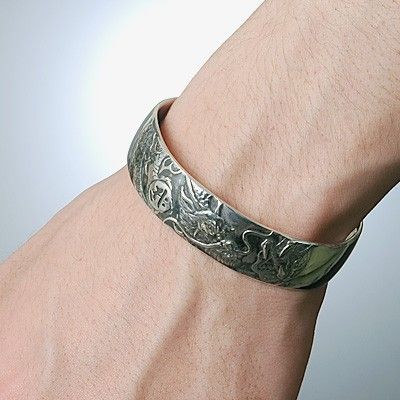 シルバーバングル