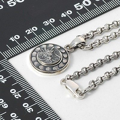 シルバーネックレス