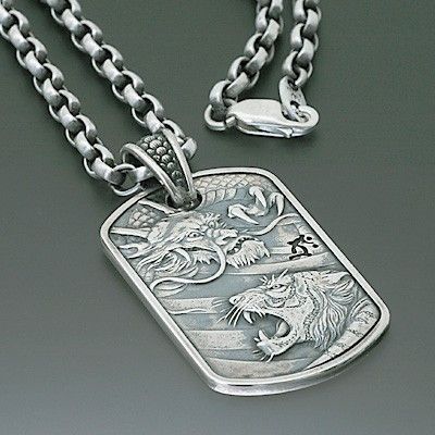 シルバーネックレス