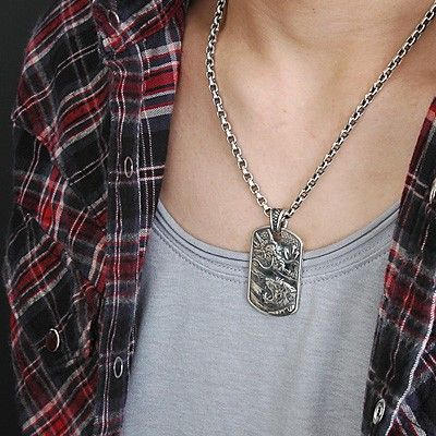 シルバーネックレス