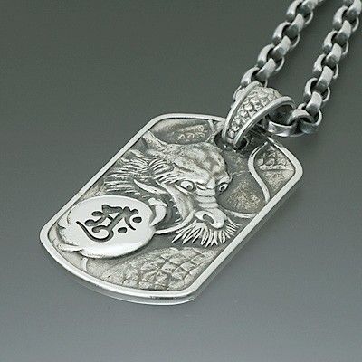 シルバーネックレス