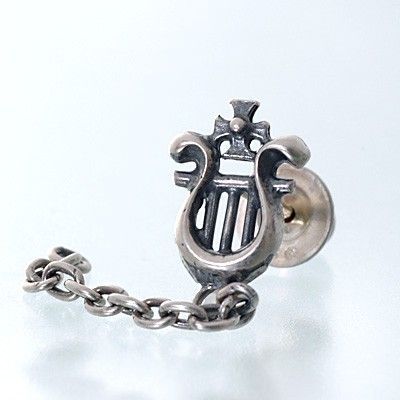 シルバーアメリカンピアス(片耳用)