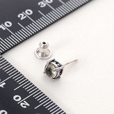 シルバースタッドピアス(片耳用)