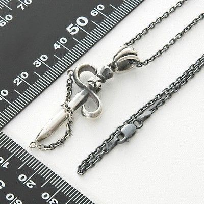 シルバーネックレス