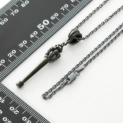 シルバーネックレス