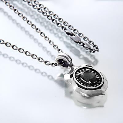 シルバーネックレス