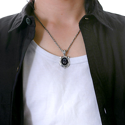 シルバーネックレス