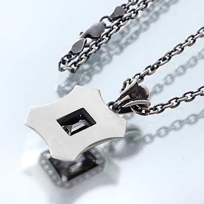 シルバーネックレス