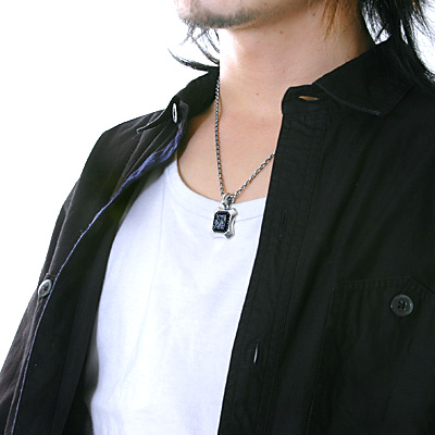 シルバーネックレス