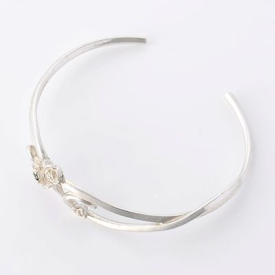 シルバーバングル