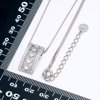 シルバーネックレス