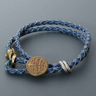 レザーブレスレット