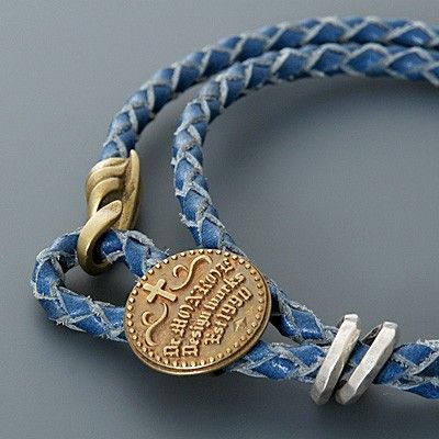 レザーブレスレット