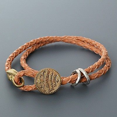 レザーブレスレット