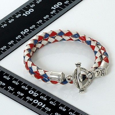 レザーブレスレット