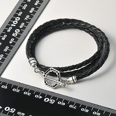 レザーブレスレット