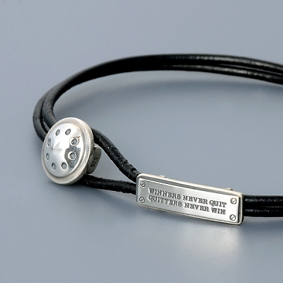 レザーブレスレット