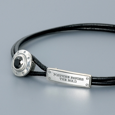 レザーブレスレット