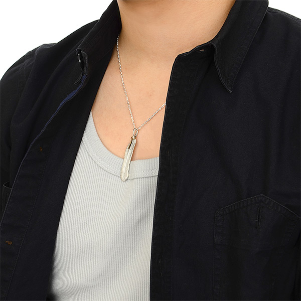 シルバーネックレス