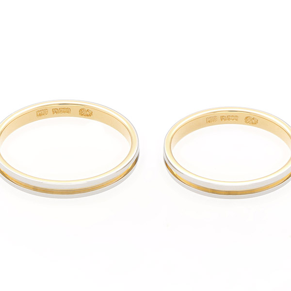 プラチナ&イエローゴールドマリッジリング