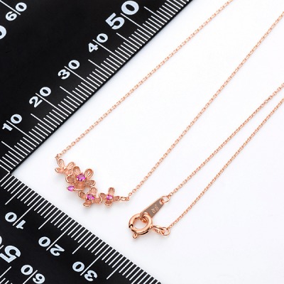 シルバーネックレス