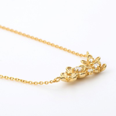 シルバーネックレス