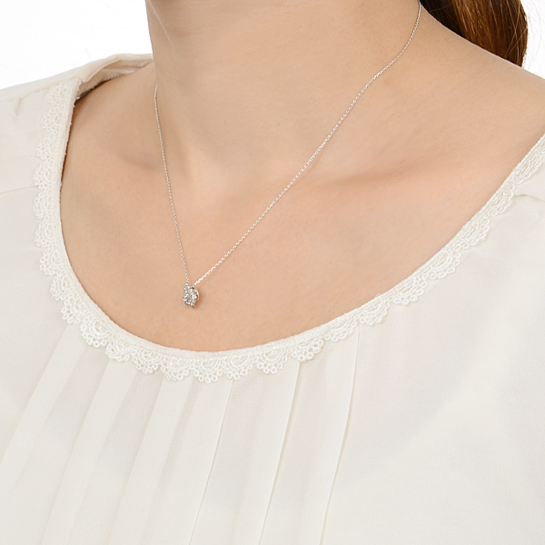 シルバーネックレス