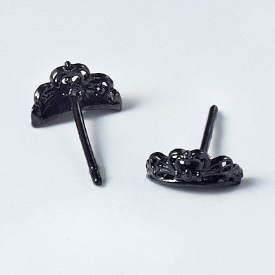 シルバースタッドピアス