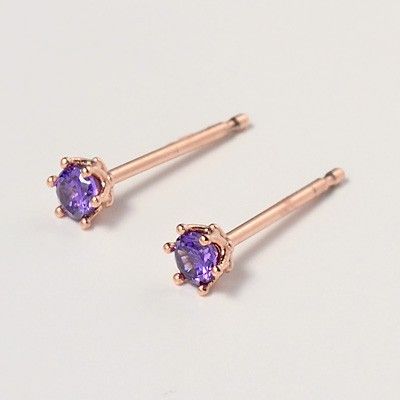 シルバースタッドピアス