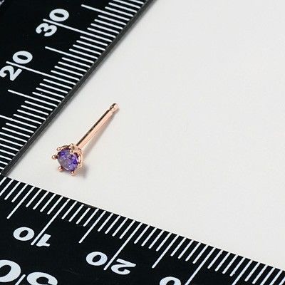 シルバースタッドピアス