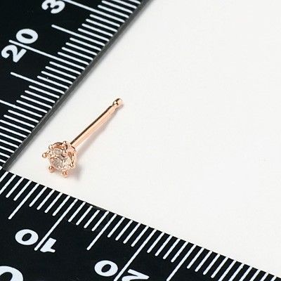 シルバースタッドピアス