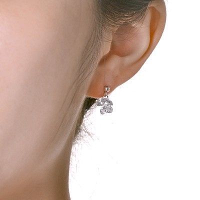 シルバースタッドピアス