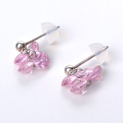 シルバースタッドピアス